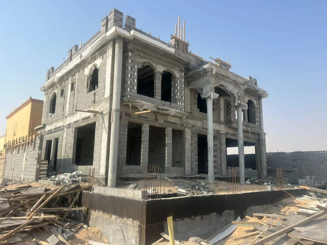 صورة رقم 4 – دهانات القيروان الرياض – معلم دهان بالرياض - دهان داخلي وخارجي وديكورات
