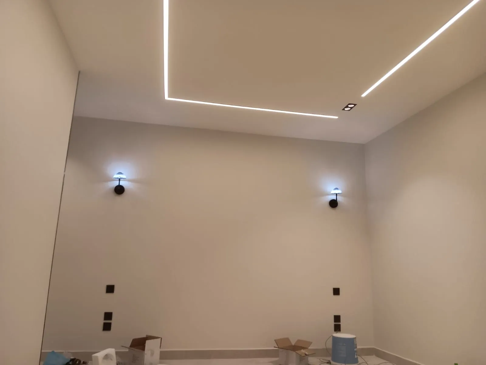 صورة رقم 3 – فني كهربائي الزايدي مكة – فني كهربائي منازل محترف في حي الزايدي بمكة المكرمة - تركيب وصيانة كهربائية شاملة